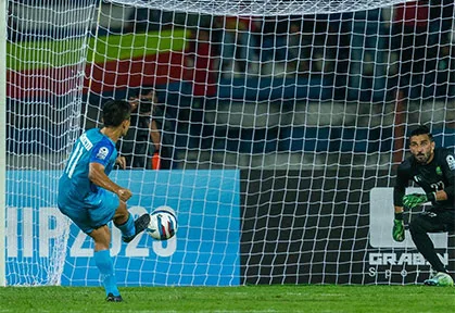 Lyngba ka hat-trick u Chhetri khur jingjop ka India ha ka SAFF Championship chhetri