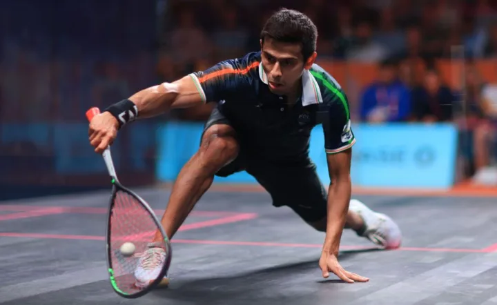 Ha ka kyrdan ba nyngkong kiew ka India ha ka Pool B; yn ïakhun semi-final bad ka Malaysia ha ka lympung ïalehkai Squash gaurav