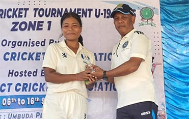 girls-cricket