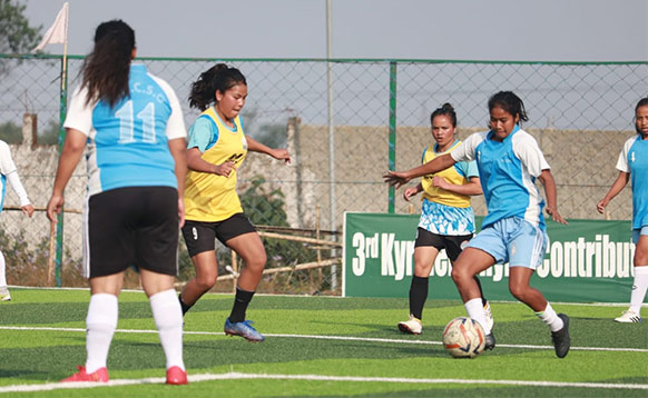 Shi dorjon pynjem khnap ka Dkhiah West ïa ka Ïongkaluh, khur hat-trick ka Amethis ejhdfa