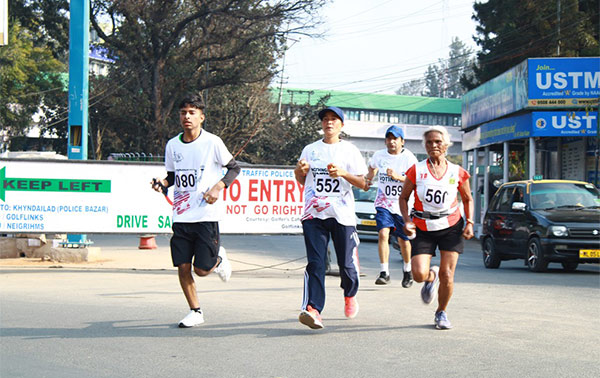 Ïasnoh kti lang i Kong Kmoiñ Wahlang ha ka ïakob mareh ha ka nongbah marathon