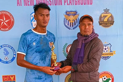 Pynliem ka Blue Bomber’s ïa ka Shillong Lajong ha ka Invitation Knockout Football invitation-knockout-football