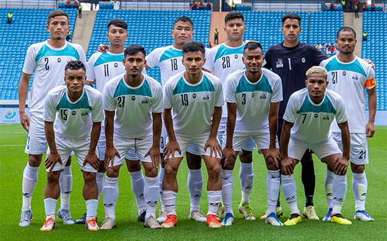 Ki ‘rang ïalehkai ka Jylla ha ka Santosh Trophy ki dei ban ïoh ïa ka baibam, ong u Bah Brightstarwell santosh-trophy
