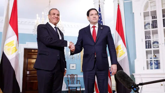 Ki ri Arab kim lah ban pdiang ïa ka jingtyrwa u Trump: Egypt egypt