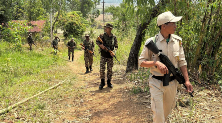 Shahkem 13 ngut ki lehnoh ha kylleng ki distrik ka Manipur manipur
