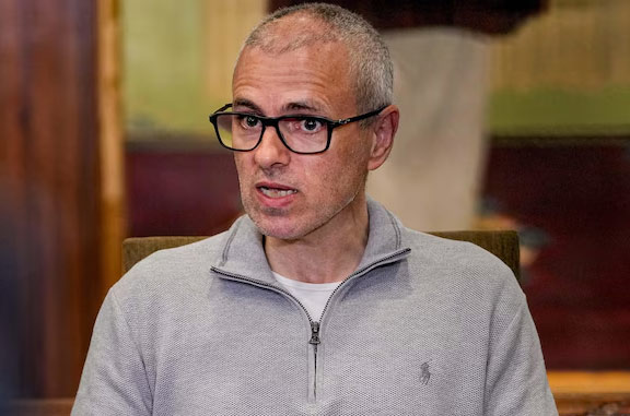 Sngew lyngngoh ba ka IMF ka ai ram ïa ka Pakistan ha kum kane ka por: Omar Abdullah omar