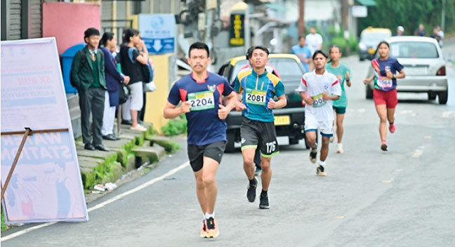 Lahduh ka Monlangki Kyndait bad u Knerlang Phawa ha ka 5K Run Mareh