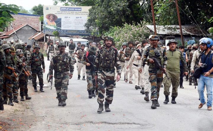 Pynkhlaiñ ki pulit ka Manipur ban khynra sha kylleng ki jaka pulit-manipur