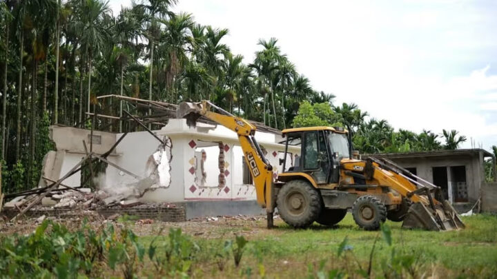 Pynkynriah ka sorkar Assam sa 230 tylli ki longïing ha ka jingpyntreikam jong ka sien ba-ar traktor