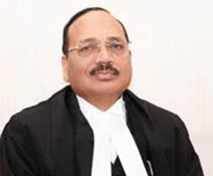 Thung ka President ïa u Justice Surya Kant kum u Chief Justice of India justice