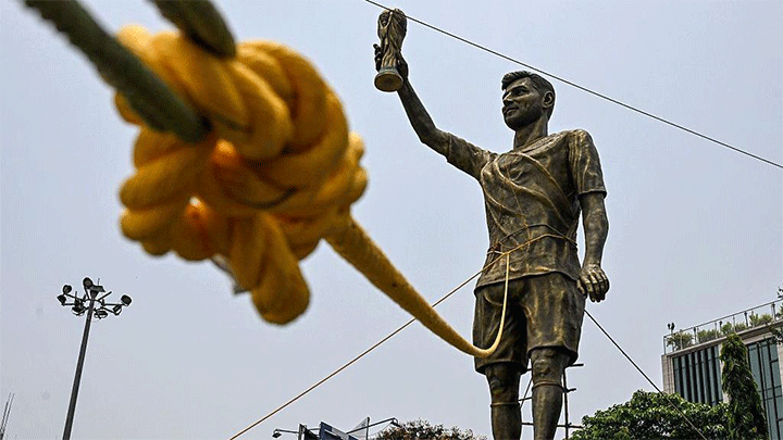 statue-messi