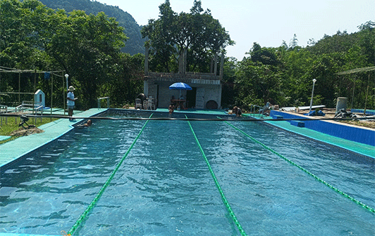swimming-pool