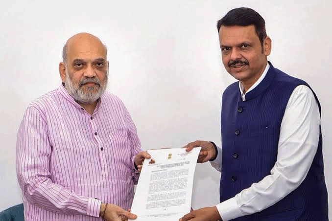 fadnavis_shah